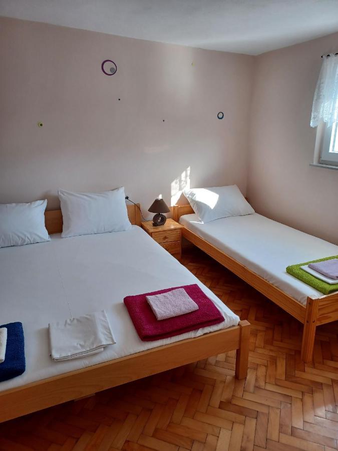 Apartments With A Parking Space Pag - 6325 باغ المظهر الخارجي الصورة