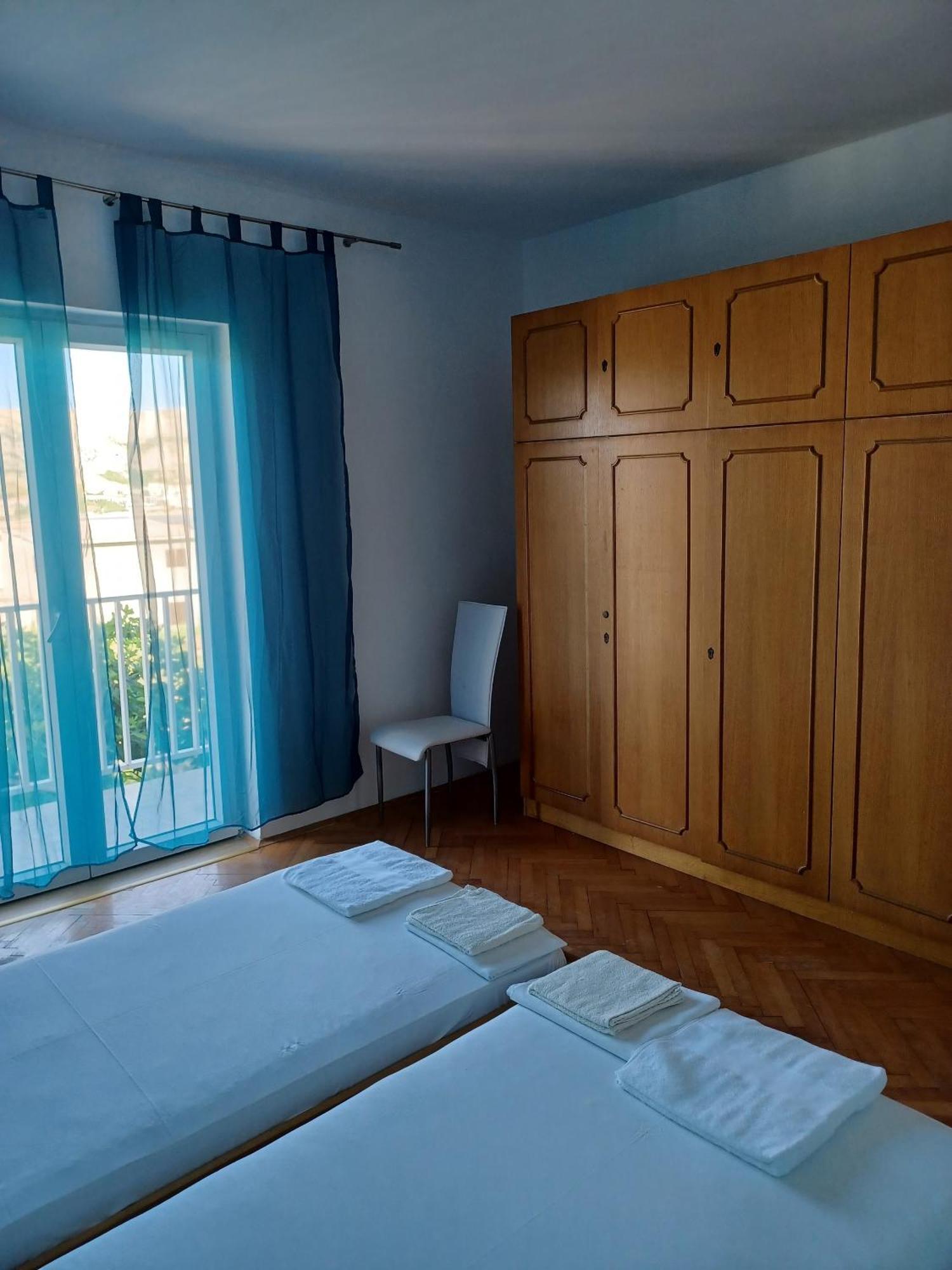 Apartments With A Parking Space Pag - 6325 باغ الغرفة الصورة